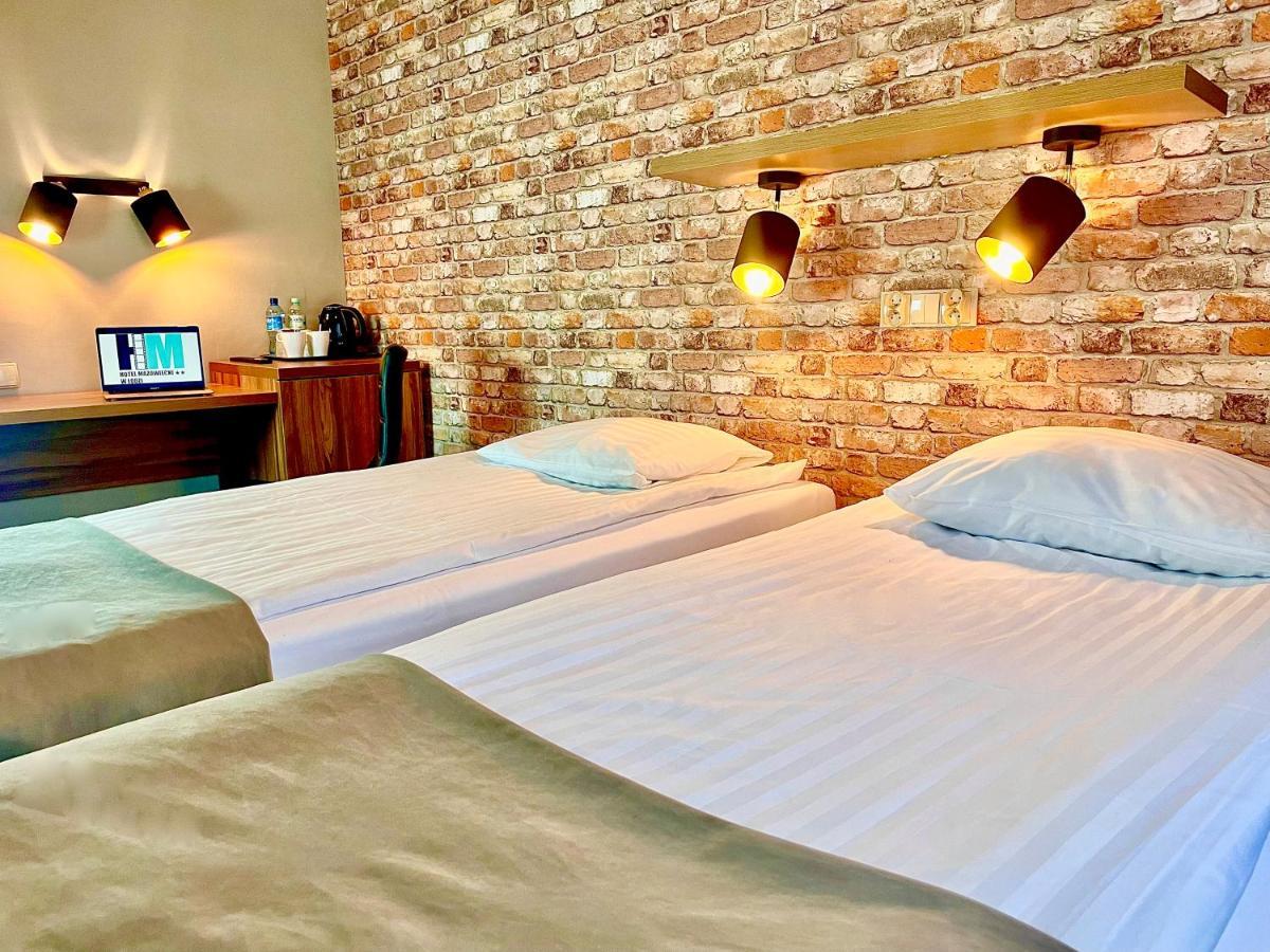 Hotel Mazowiecki Lodz Екстер'єр фото