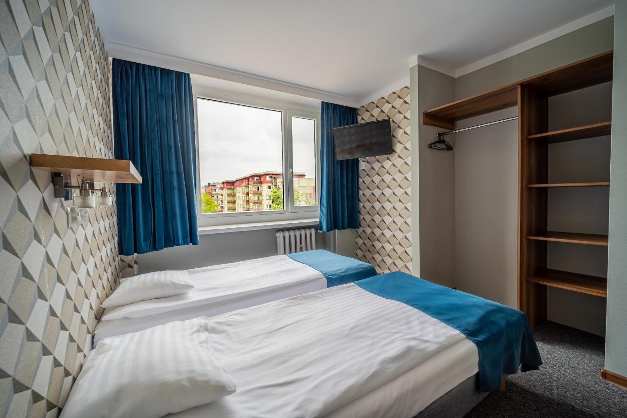 Hotel Mazowiecki Lodz Екстер'єр фото